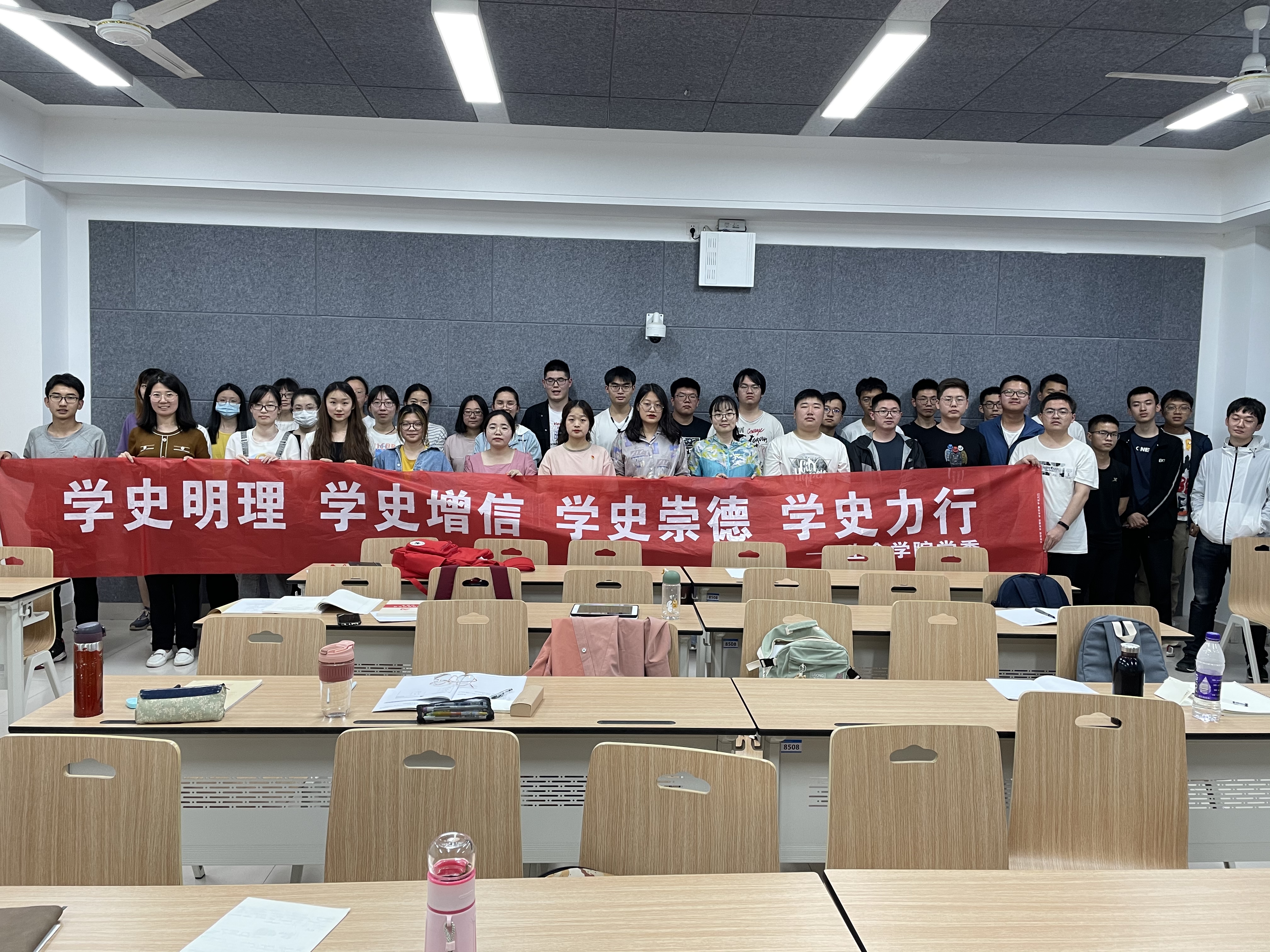 2ed00a66c3604bc1a86bd56cad28512e.jpg 2ed00a66c3604bc1a86bd56cad28512e.jpg