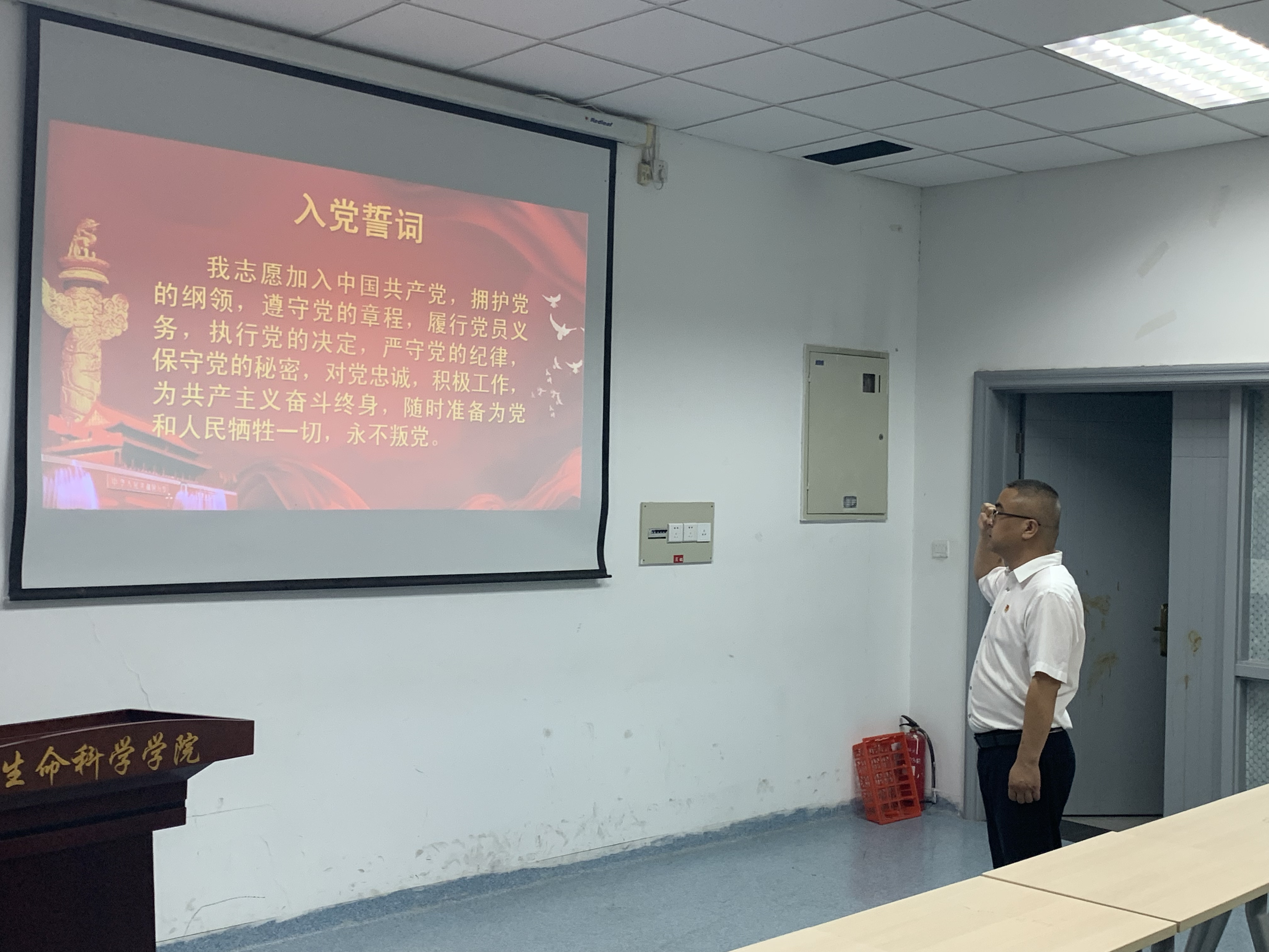 4b91ff539b424c64bb6babbf1f5583cb.jpg 4b91ff539b424c64bb6babbf1f5583cb.jpg