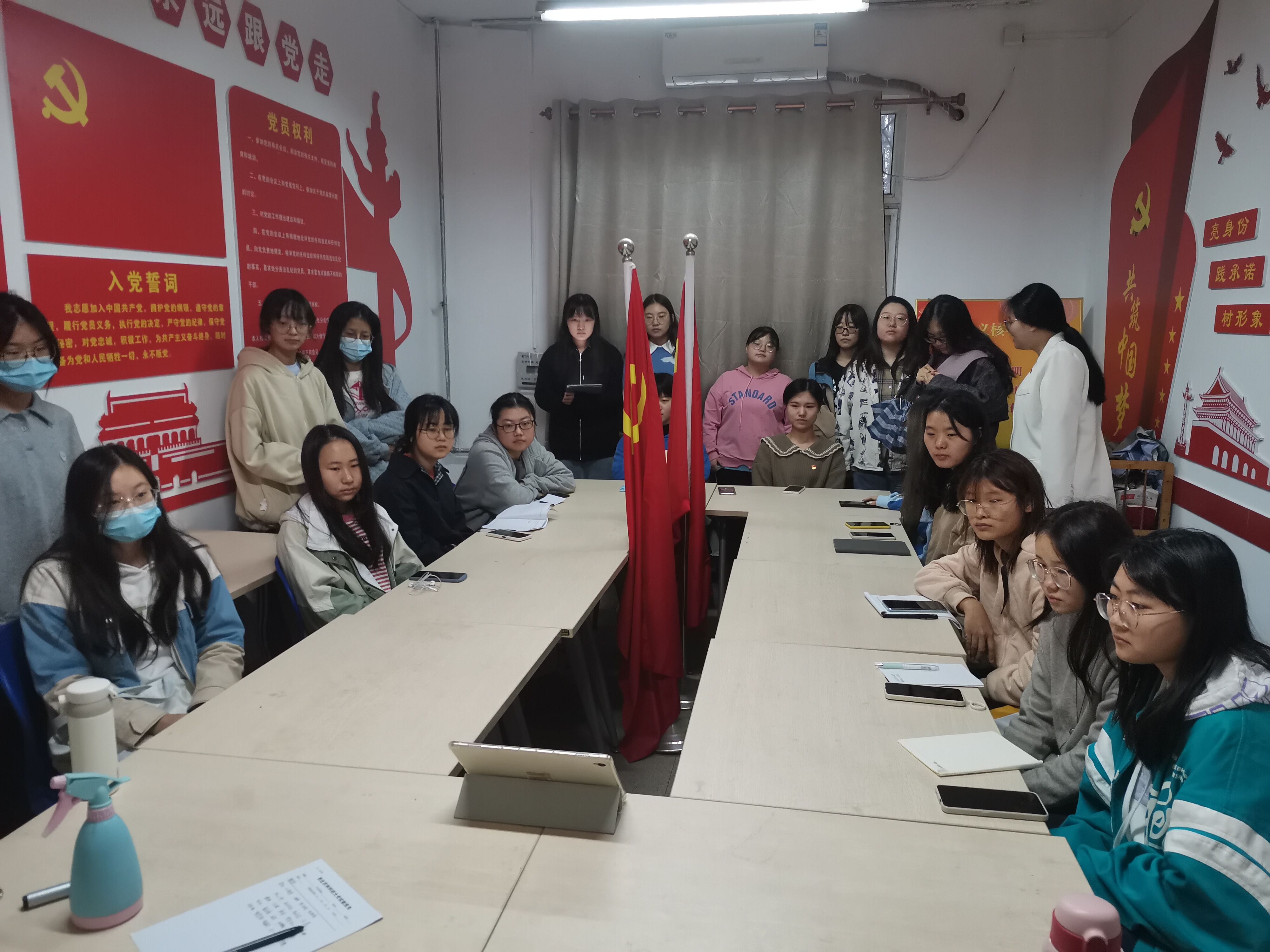 34a7e2037a3e4eb8955de40f9fea0fda.jpg 34a7e2037a3e4eb8955de40f9fea0fda.jpg